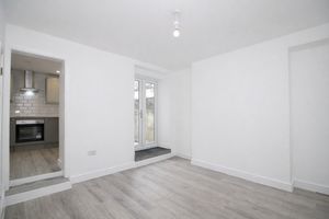 Dining Room- click for photo gallery